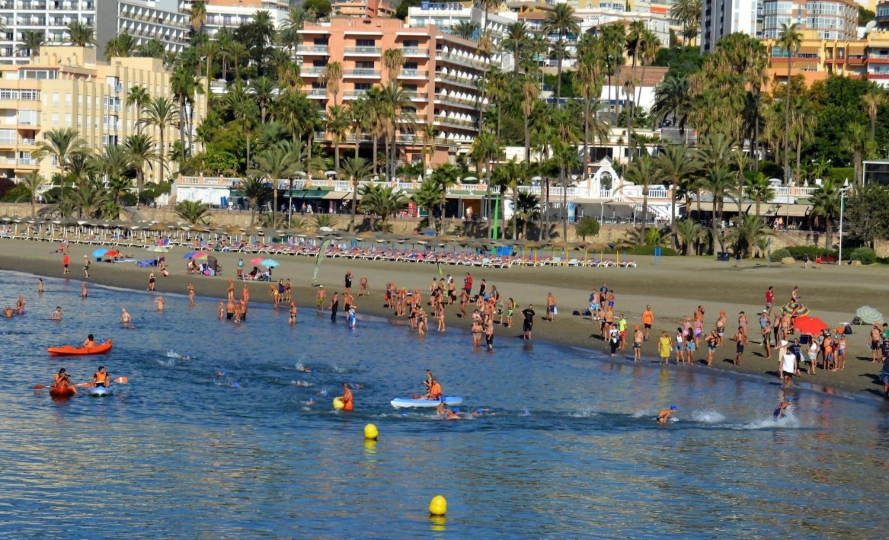 Comfy And Cozy Stay Piscis Benalmádena Eksteriør bilde
